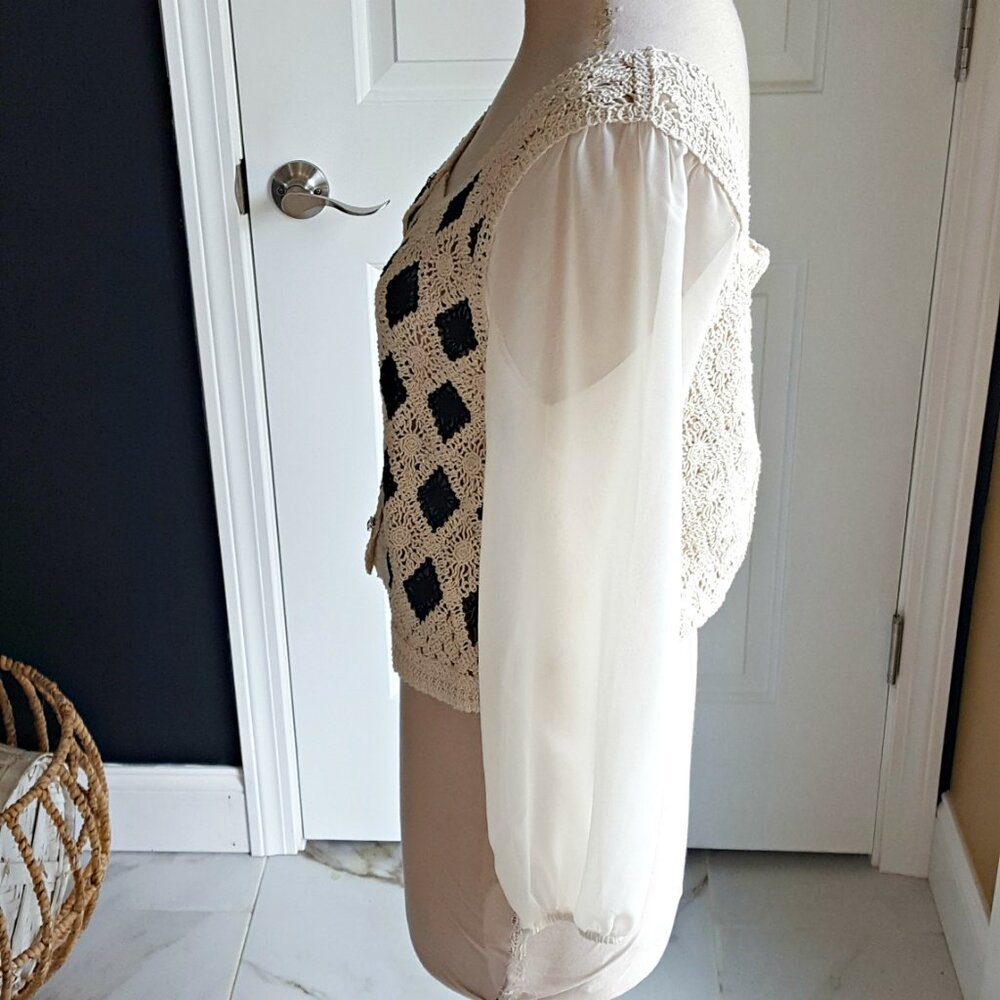 Lola Vested Blouse w/Diamond Crochet Pattern - Picture 2 of 8